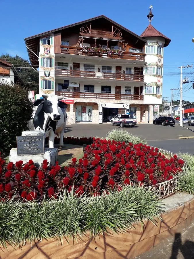Hospedaria da Cecília Moser Treze Tílias